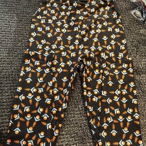 🔹 4 for $30 Lularoe OS Leggings